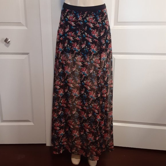 Forever 21 Dresses & Skirts - Forever 21 black floral maxi skirt  Ribbon Yoke Details